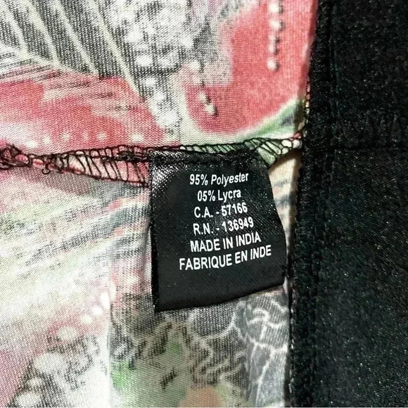 Tango Mango,  Floral Print Cross-Neck Flared Dress, Xl, Black & Red 🌸 - Picture 4 of 6